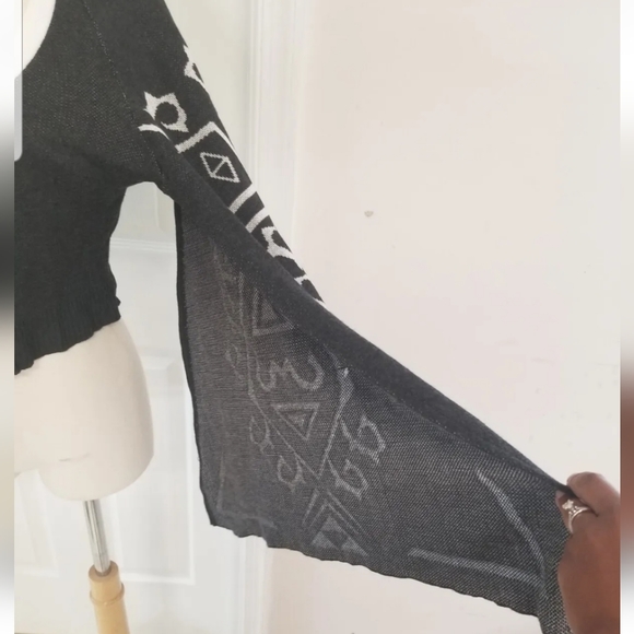 Elhoffer Design Open Bell Sleeve Cropped Cardigan M - Picture 2 of 12